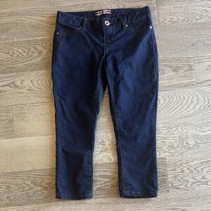 Makers Navy Blue Slim Fit Crop Jeans